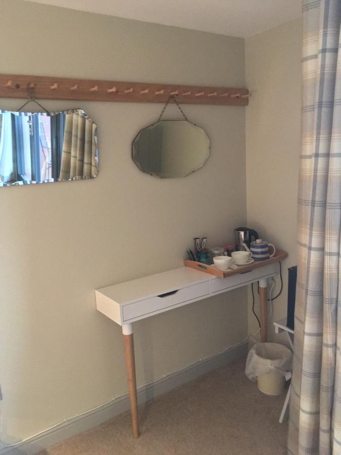 Pickersgill Manor Farm Bed and Breakfast Silsden Exteriör bild